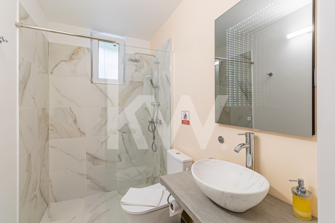 Investitie – Două apartamente si o garsonieră la casă, pe Drumul Poienii