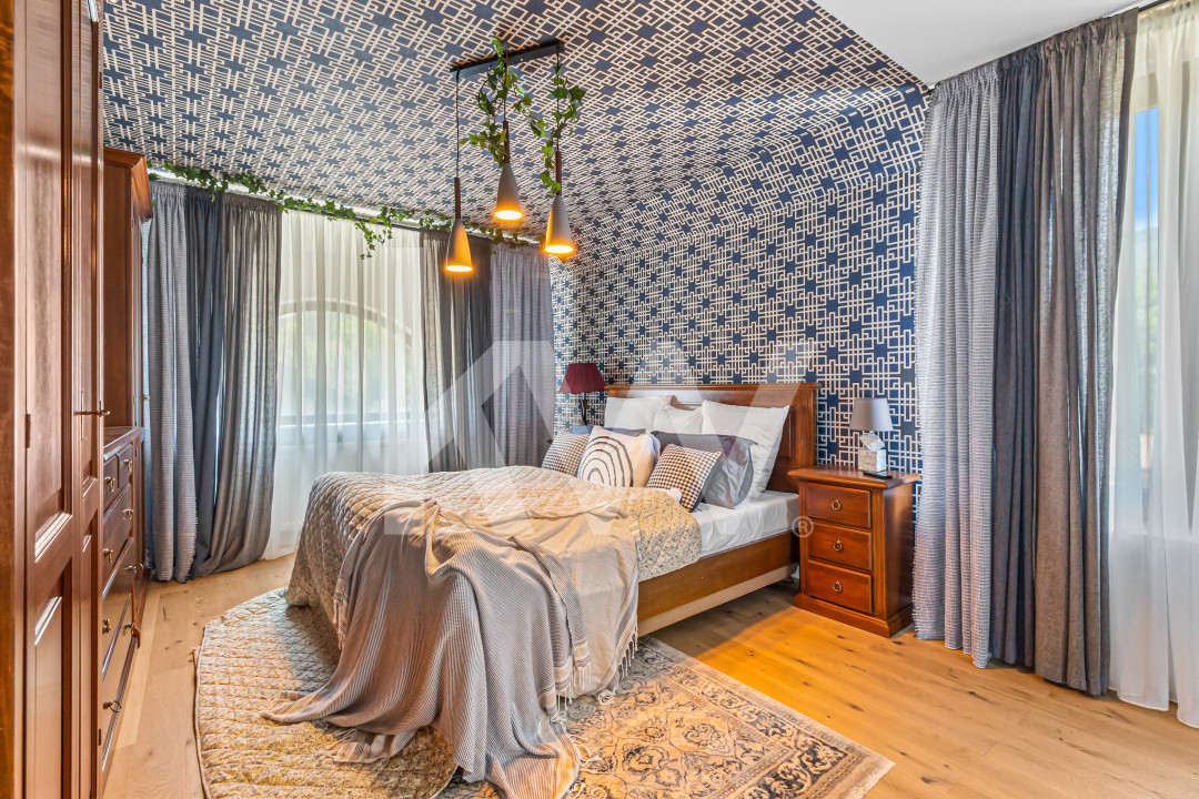 Vilă de lux de vânzare lângă Castelul Bran, piscină, cramă, cinema, COMISION 0%