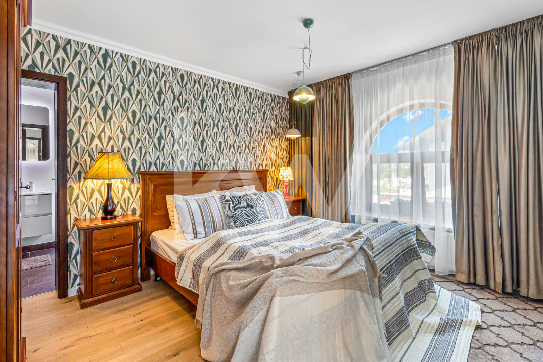 Vilă de lux de vânzare lângă Castelul Bran, piscină, cramă, cinema, COMISION 0%