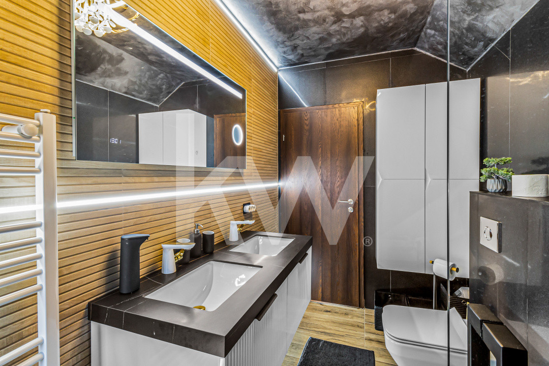 Vilă de lux de vânzare lângă Castelul Bran, piscină, cramă, cinema, COMISION 0%