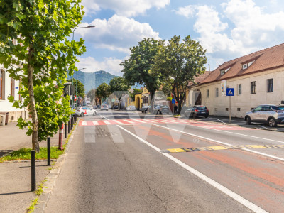 Pachet 2 Garsoniere, zonă centrală, reședință / investiție, Brasov, COMISION 0%