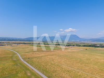 Teren : Parcele de 1.000 mp în Glăjerie, Râșnov - comision 0% pentru cumpărător!