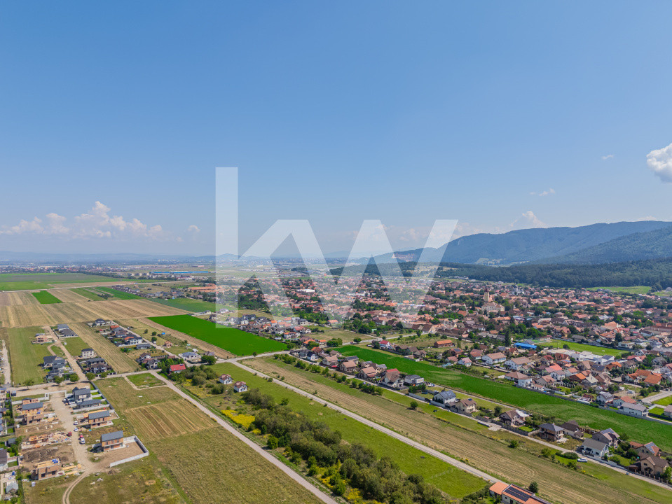 Casă individuală Parter+Etaj + Garaj mobilata si utilata