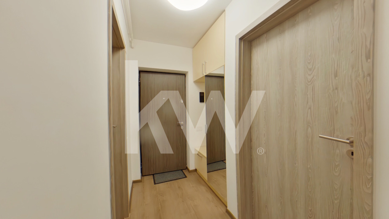 Garsoniera generoasa zona centrala cu garaj subteran 