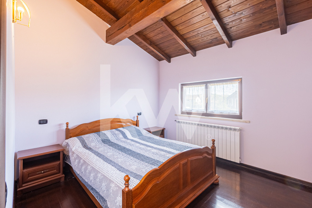 Casa deosebita in Fagaras – ultrafinisata, spatioasa si eleganta
