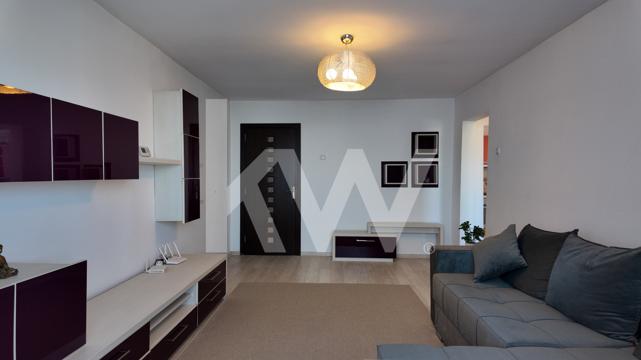 Vânzare apartament cu 3 camere, circular - zona Tractorul