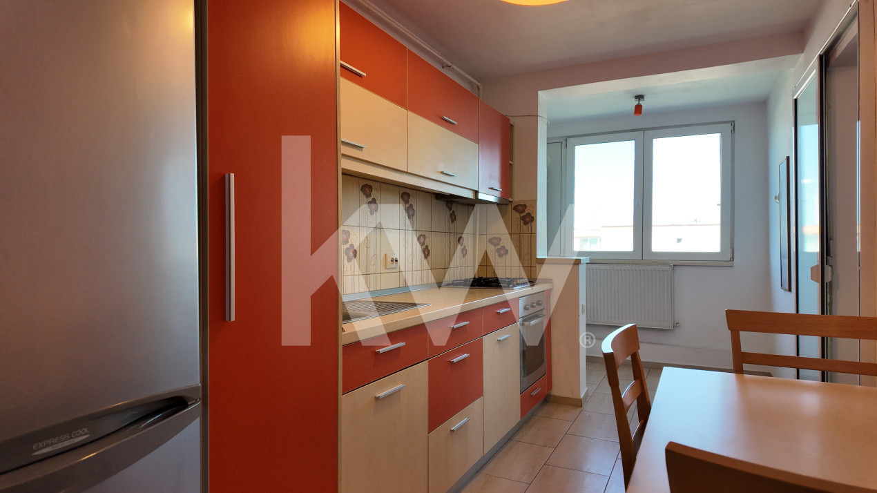 Vânzare apartament cu 3 camere, circular - zona Tractorul