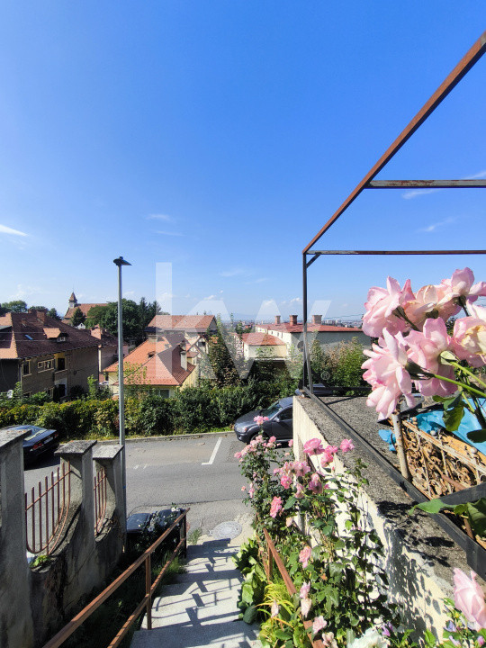 Apartament 4 camere I Drumul Cetății