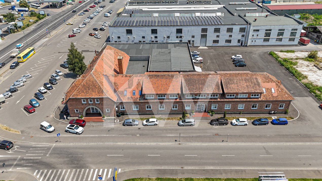 Spațiu comercial de închiriat 756 mp, poziție excelentă și subsol, COMISION 0%