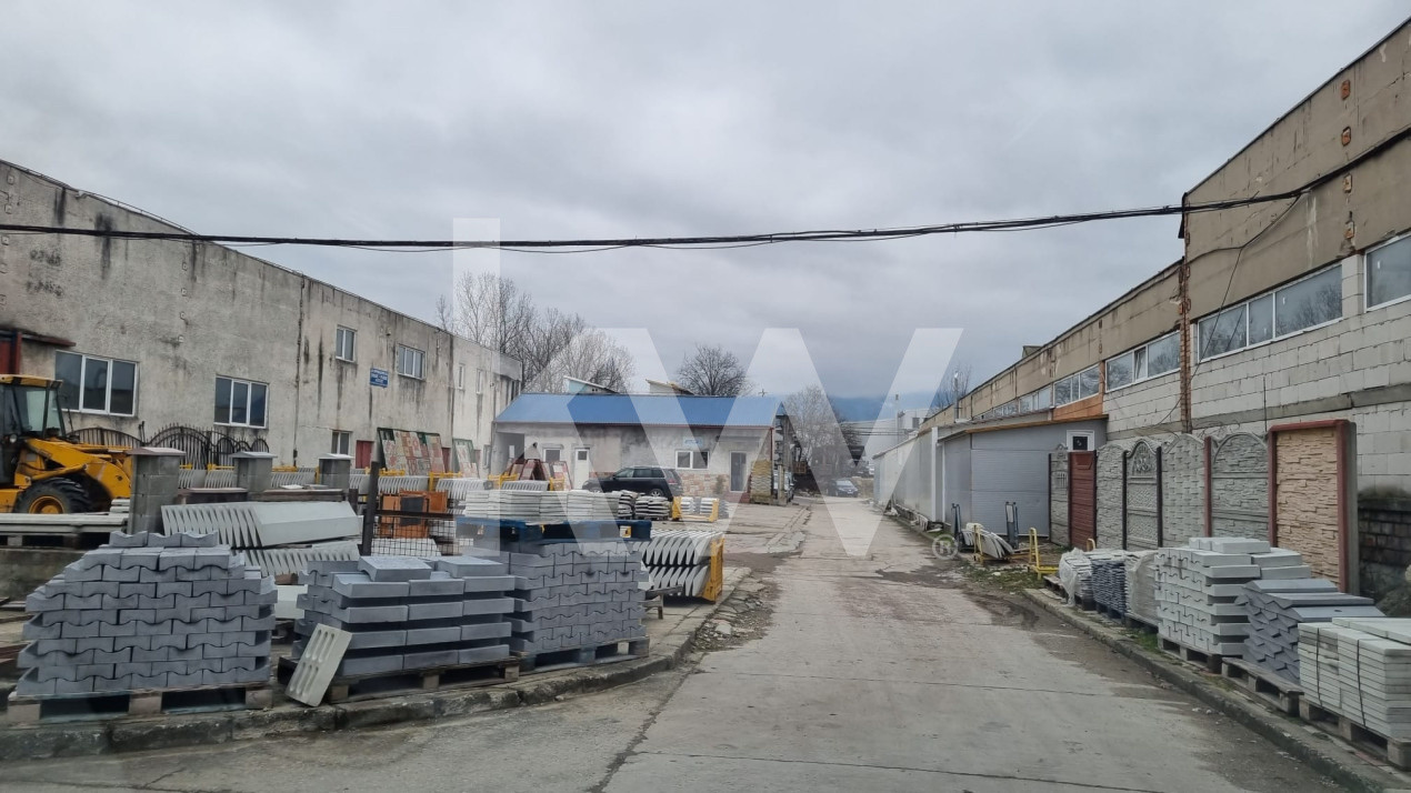 Hala industriala Uzina 2 cu teren betonat de 4500 mp