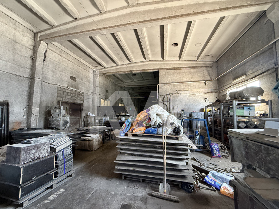 Hala industriala Uzina 2 cu teren betonat de 4500 mp