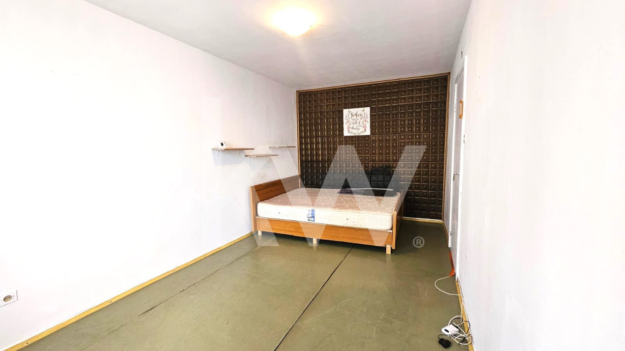 Garsoniera Decomandata si spatioasa I Etaj 1 din 4 - Astra