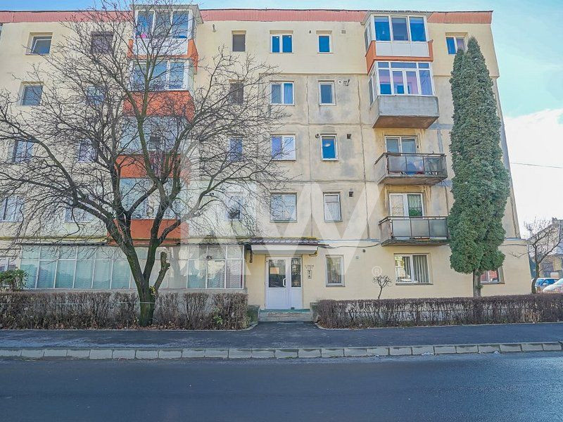 Garsonieră decomandată, mobilată și utilată - zona Tractorul