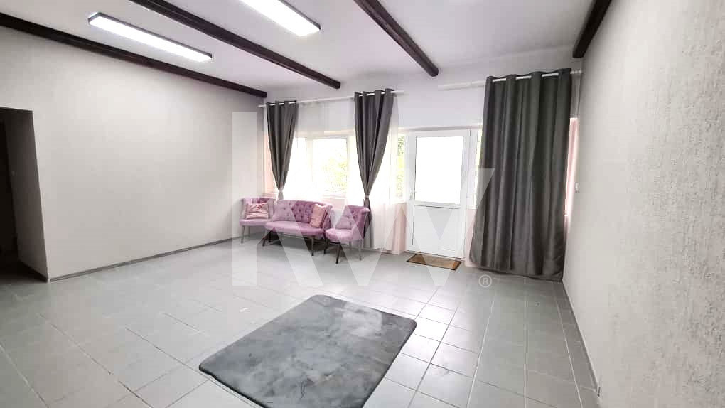 Spatiu Comercial/ Birouri la Casa individuala - Astra