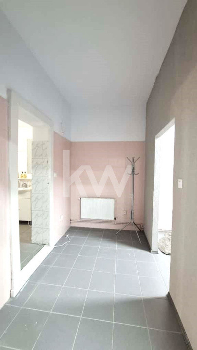 Spatiu Comercial/ Birouri la Casa individuala - Astra