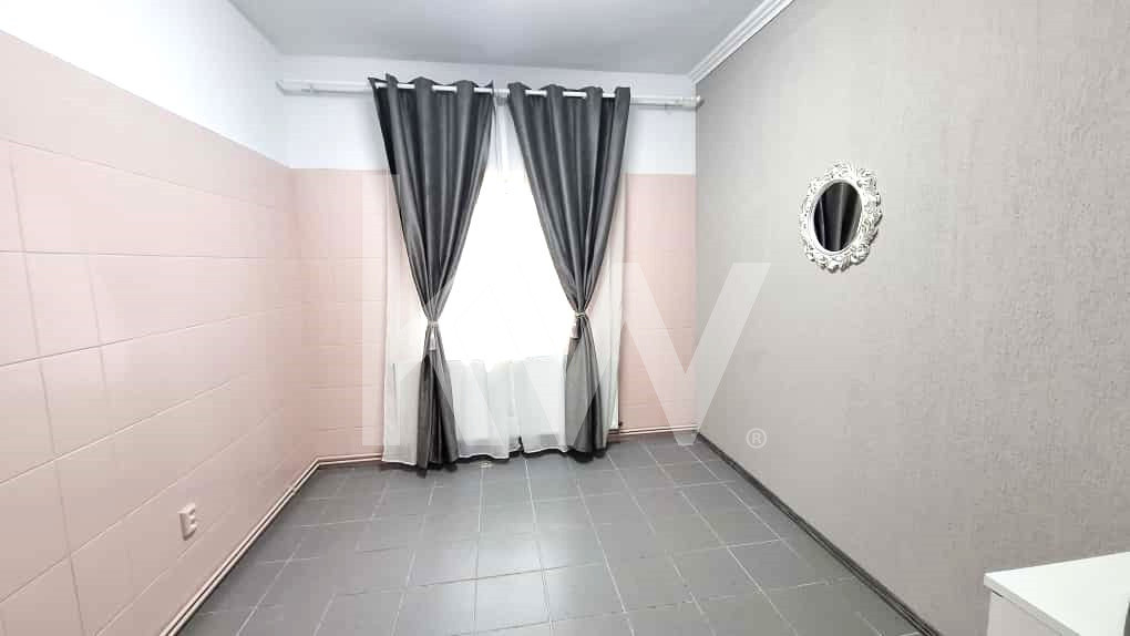 Spatiu Comercial/ Birouri la Casa individuala - Astra