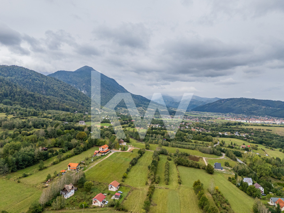 Afacere la cheie in inima naturii- Case smart A-Frame