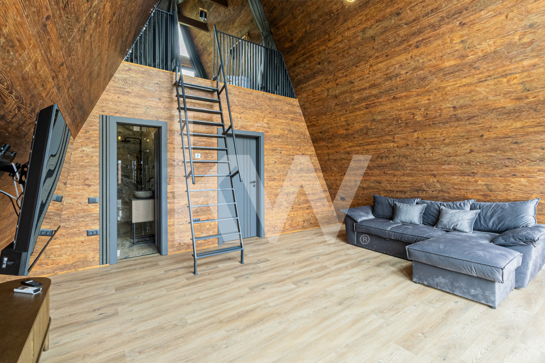 Afacere la cheie in inima naturii- Case smart A-Frame