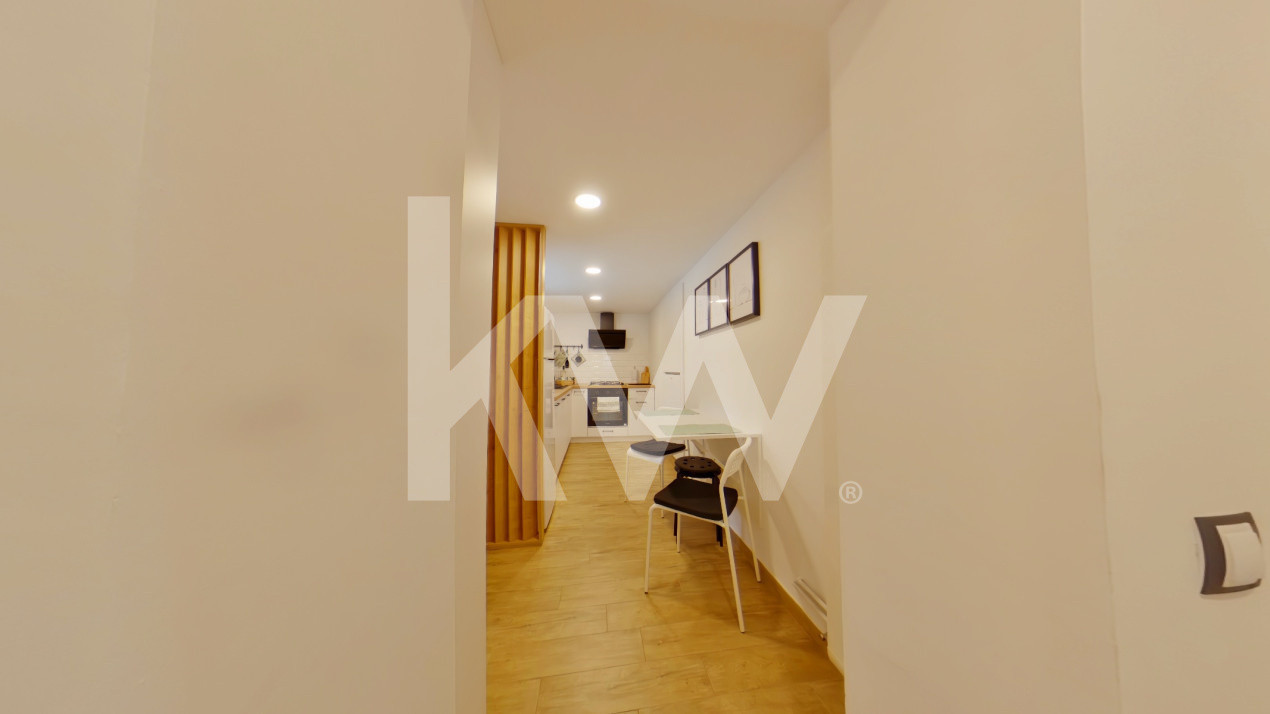 Inchiriere studio modern si complet mobilat in Schei