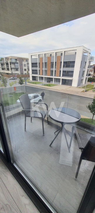 De inchiriat apartament cu 3 camere, mobilat, in cartierul Tractorul!