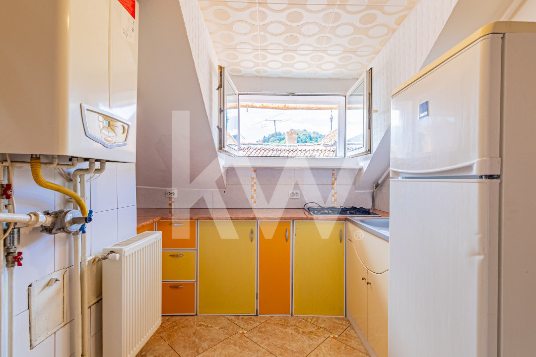 Urgent! - INVESTITIE - Garsoniera in Centrul Istoric - Priveliste Panoramică