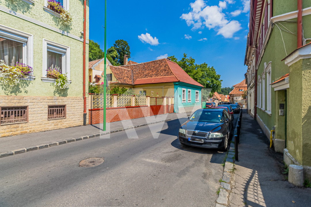 Urgent! - INVESTITIE - Garsoniera in Centrul Istoric - Priveliste Panoramică