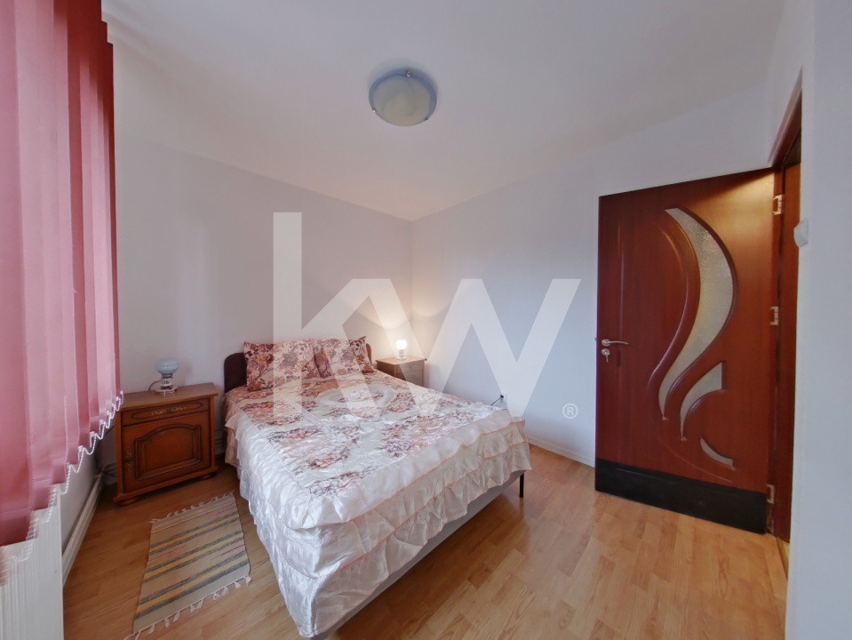  Închiriere apartament cu 3 camere - str. Avram Iancu
