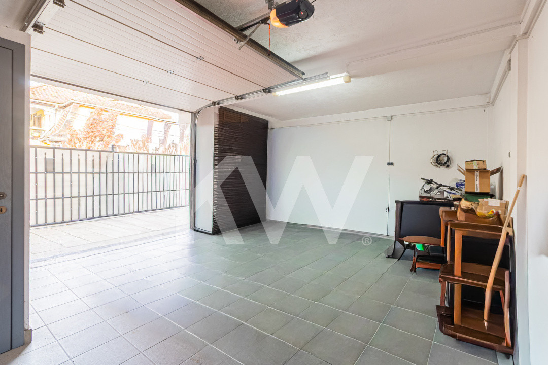 Casa individuala cu 5 camere, de vanzare, in Brasov, zona Bartolomeu!