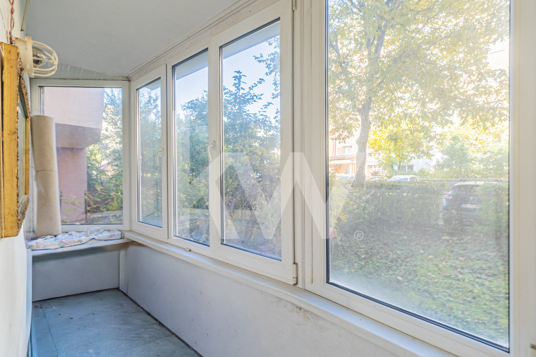 Apartament cu 3 camere decomandat 