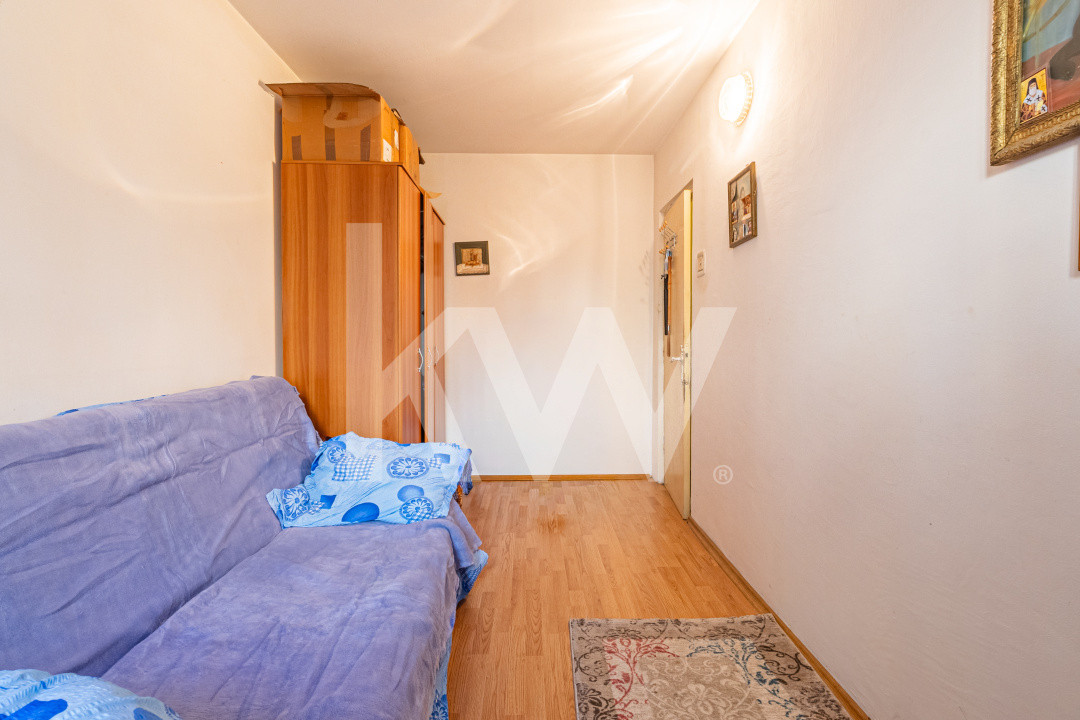 Apartament cu 3 camere decomandat 
