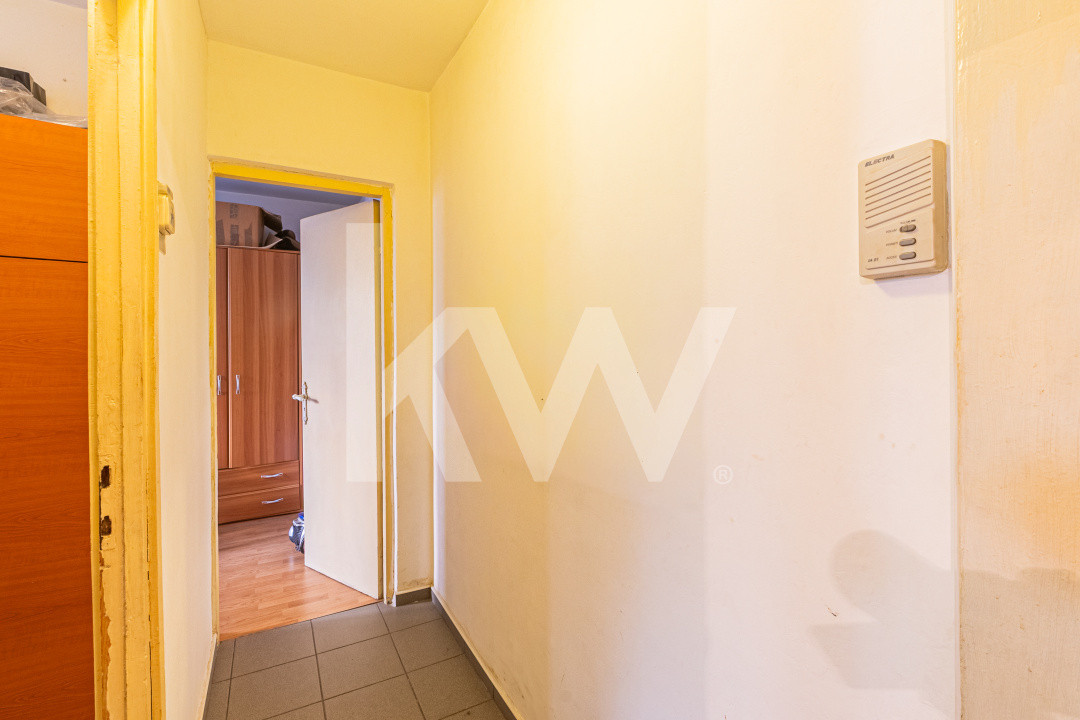Apartament cu 3 camere decomandat 