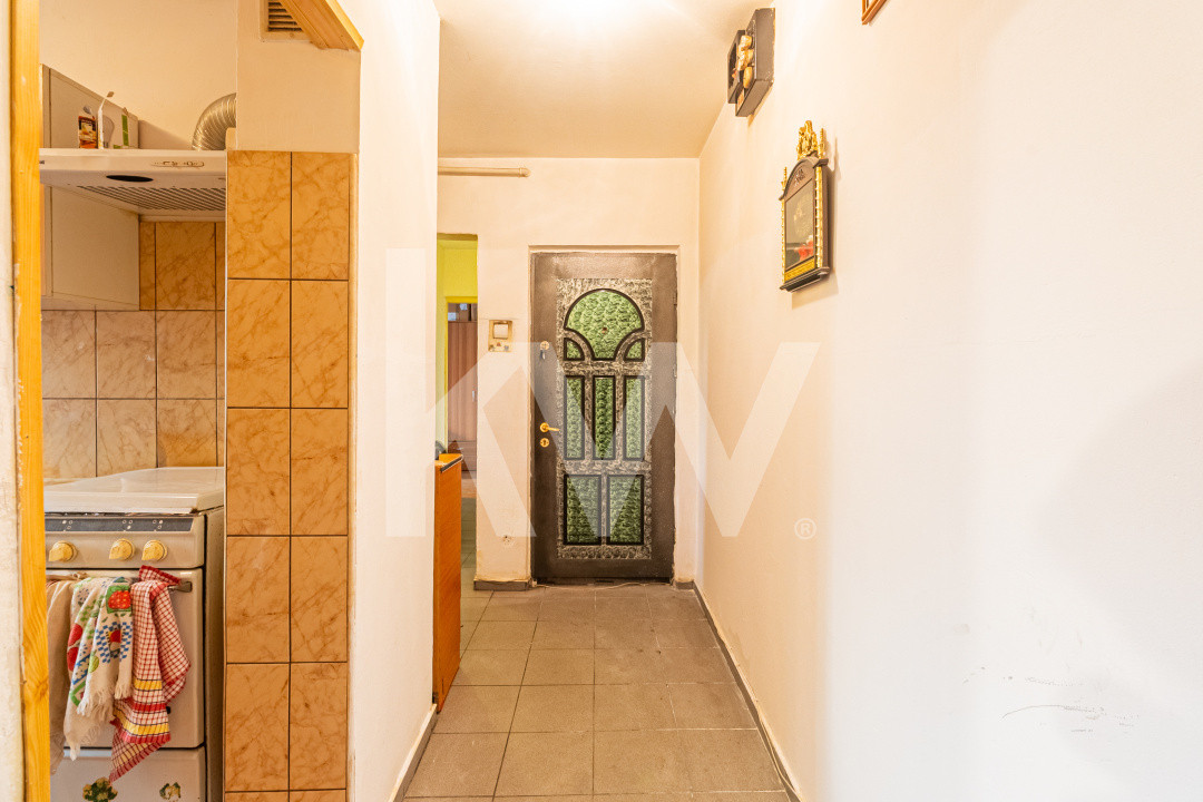Apartament cu 3 camere decomandat 