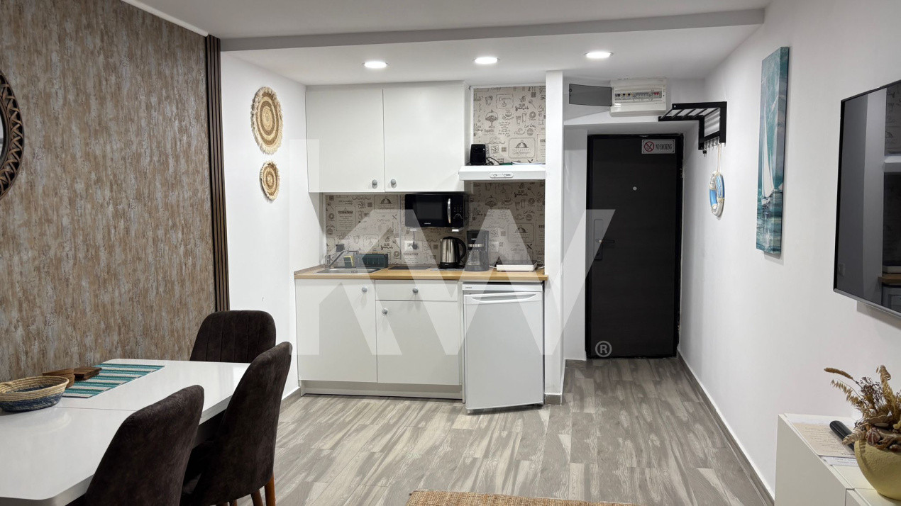 De vanzare apartament de vis la malul marii! 