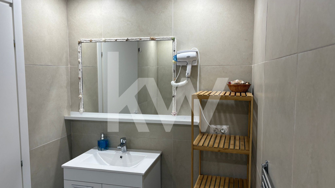 De vanzare apartament de vis la malul marii! 