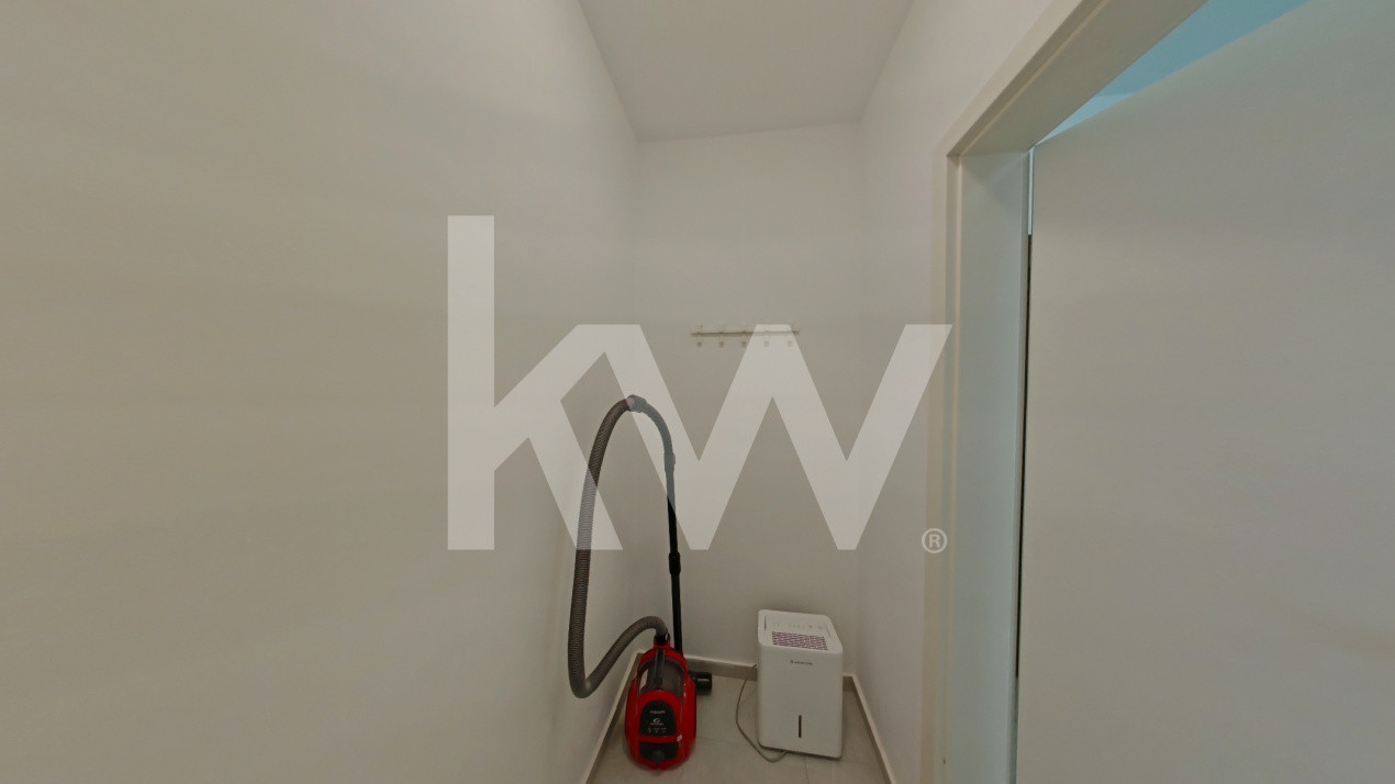 Apartament decomandat, 3 camere, modern – Tractorul