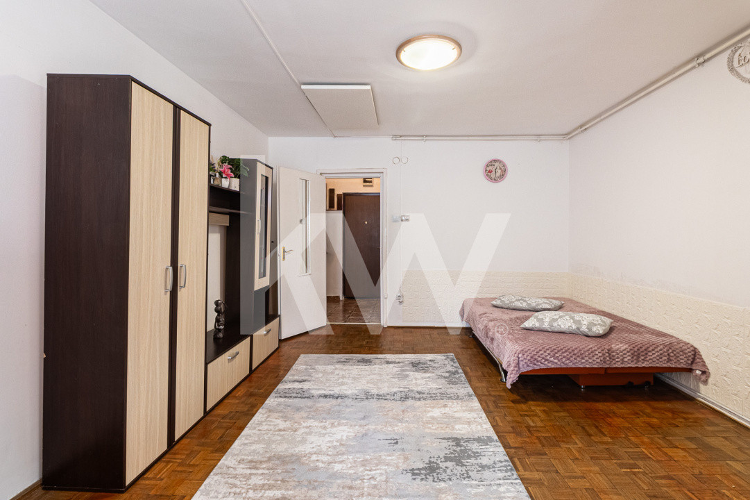 Garsoniera | 32 mp | Etaj intermediar | Calea Bucuresti | Comision 0%