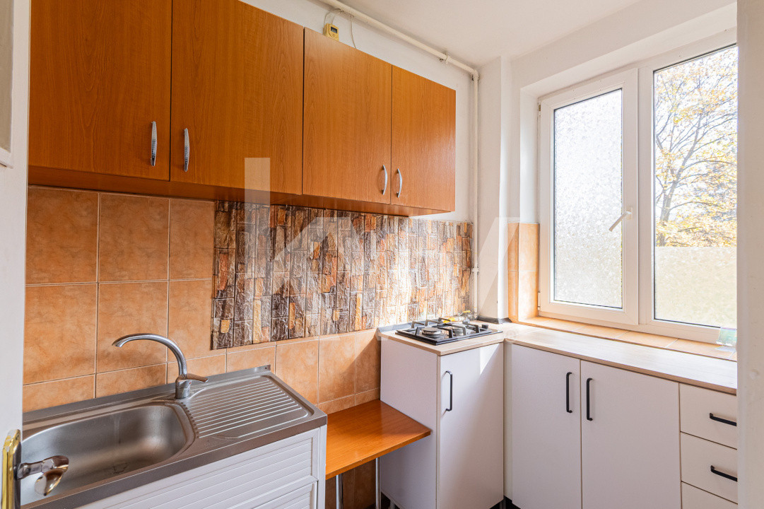 Garsoniera | 32 mp | Etaj intermediar | Calea Bucuresti | Comision 0%