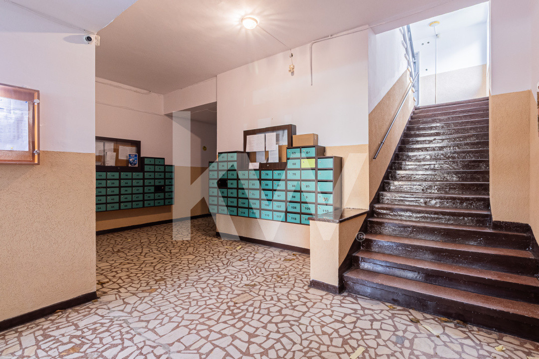 Garsoniera | 32 mp | Etaj intermediar | Calea Bucuresti | Comision 0%