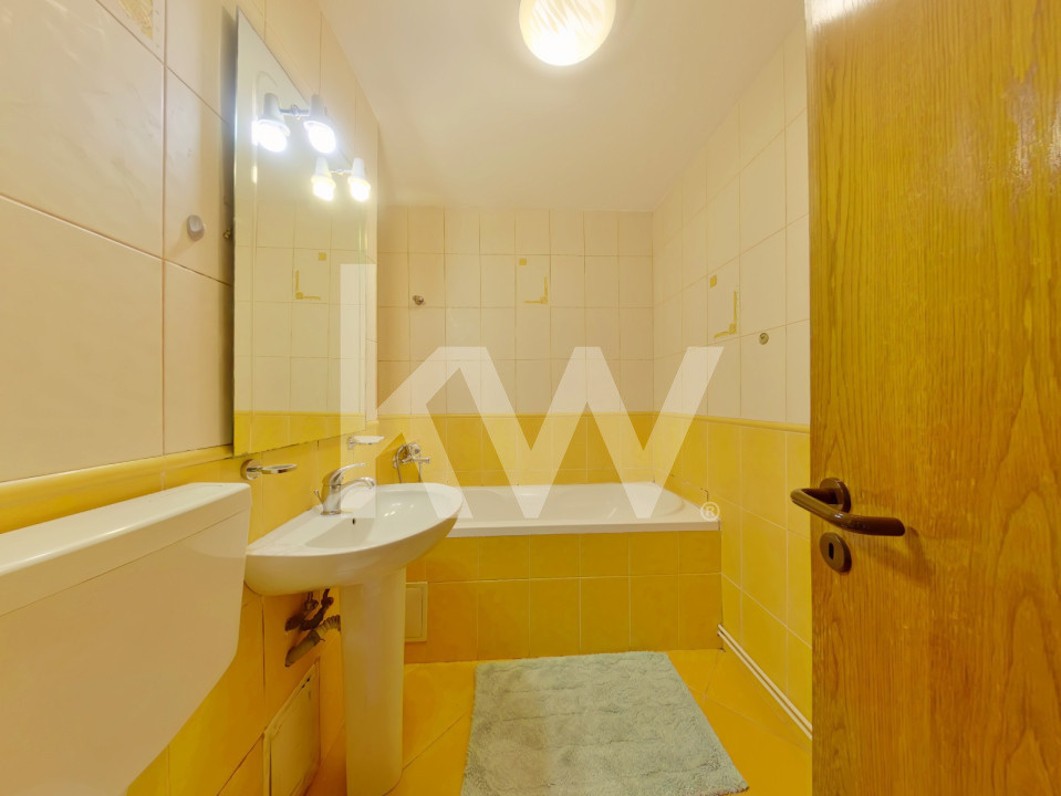 Inchiriere apartament 3 Camere, mobilat și utilat - zona Centrul Civic