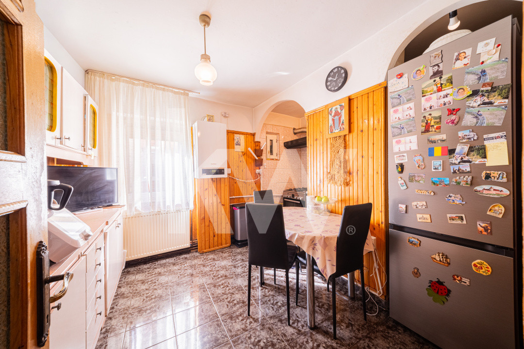 REZERVAT - Vânzare apartament cu 3 camere, decomandat, 86 mp - Astra