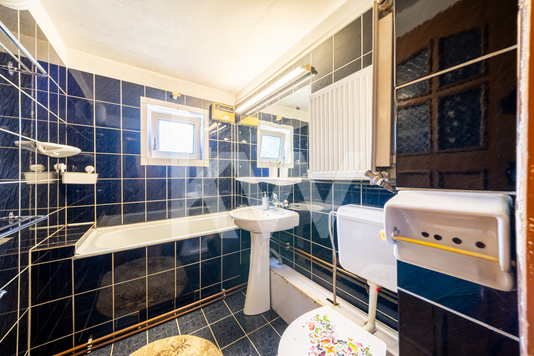 REZERVAT - Vânzare apartament cu 3 camere, decomandat, 86 mp - Astra