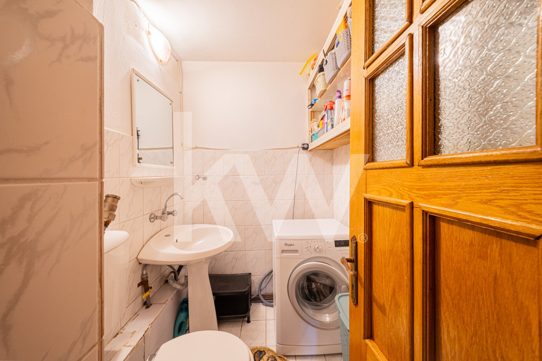 REZERVAT - Vânzare apartament cu 3 camere, decomandat, 86 mp - Astra