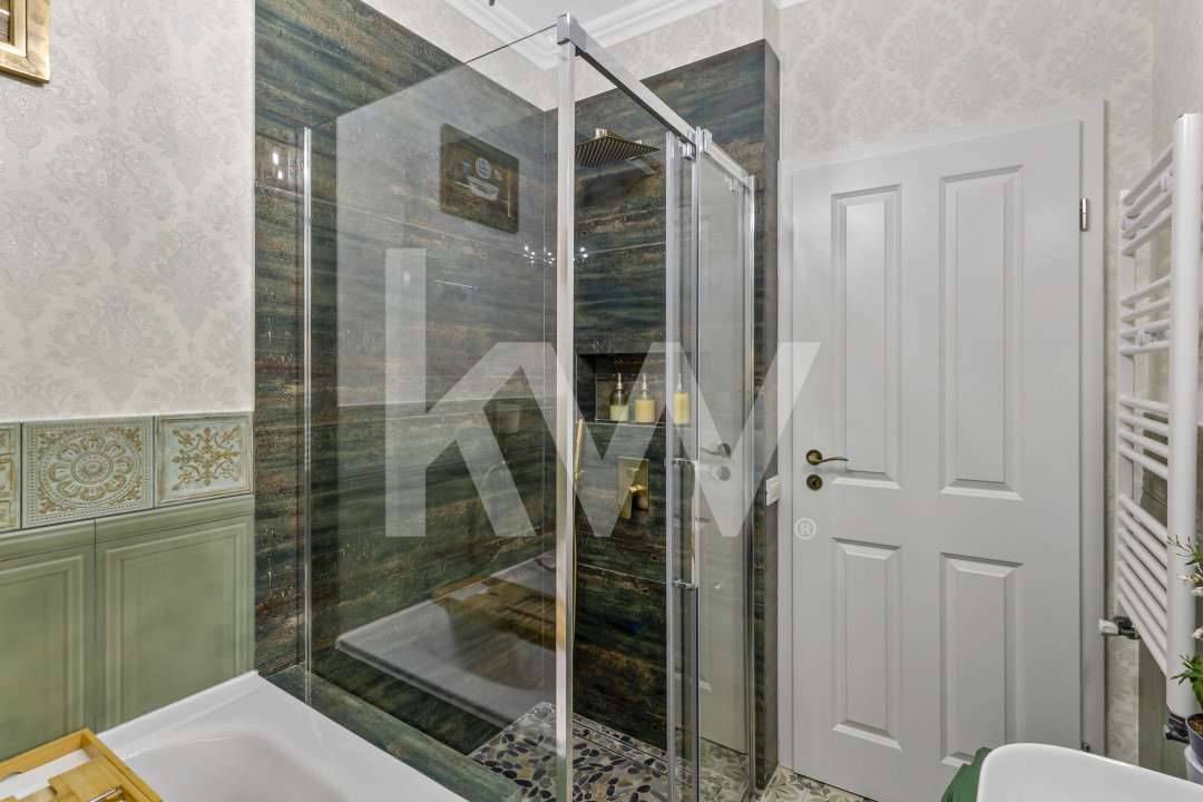 Apartament superb cu 4 camere - Ultracentral, Unicitate