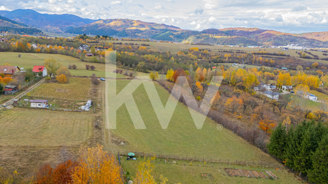 Teren Intravilan I 2 085 mp | Peisaje de vis - Tohanita