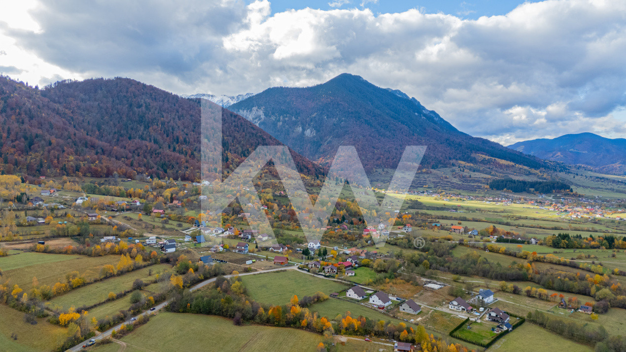 Teren Intravilan I 2 085 mp | Peisaje de vis - Tohanita