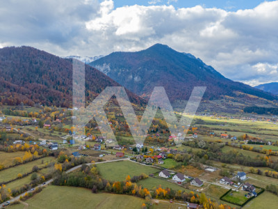 Teren Intravilan I 2 085 mp | Peisaje de vis - Tohanita