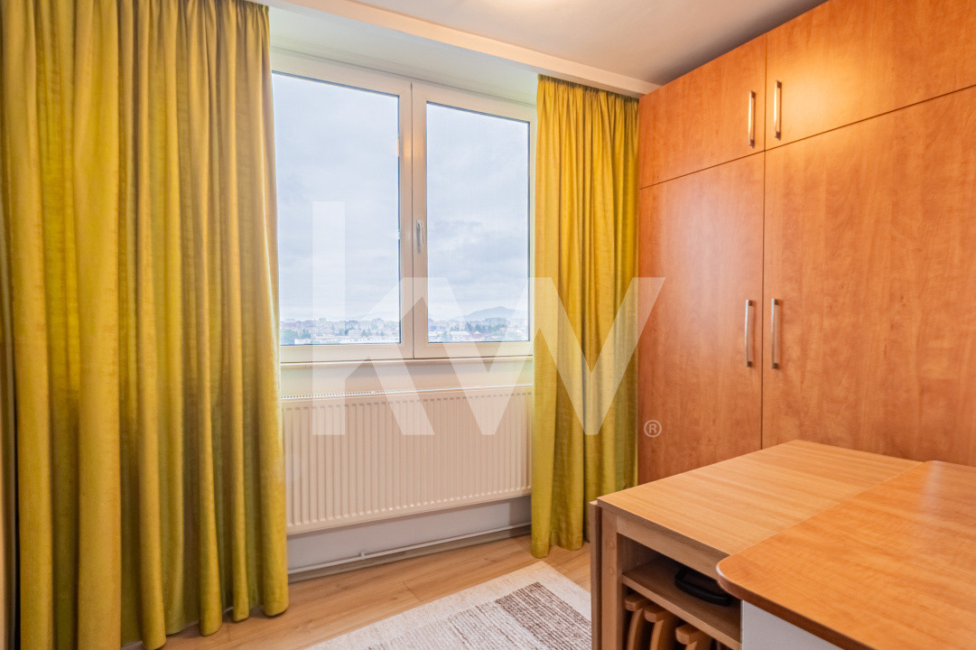 Apartament 3 camere cu priveliste, Tractorul