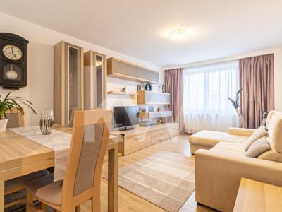 Apartament 3 camere cu priveliste, Tractorul