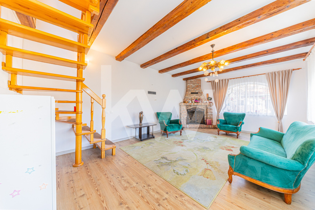 Proprietate versatilă cu 2 case și garsonieră în Hărman, locuință sau investiție