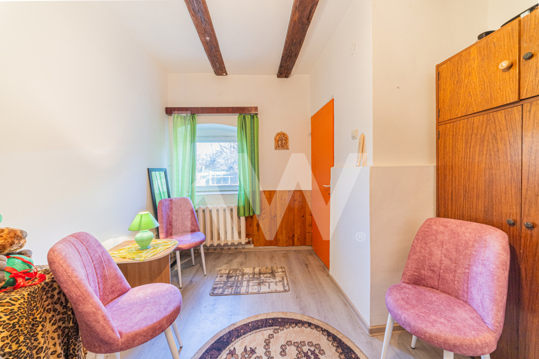 Proprietate versatilă cu 2 case și garsonieră în Hărman, locuință sau investiție